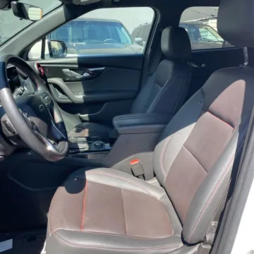 More photos of 2021 Chevrolet Blazer RS at Indy Auto Man - Indianapolis, IN