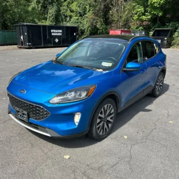 Photos of 2020 Ford Escape SEL for sale in Indianapolis, IN at Indy Auto Man - Indianapolis