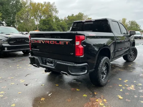 Another view of 2021 Chevrolet Silverado 1500 LT Trail Boss for sale in Indianapolis, IN at Indy Auto Man - Indianapolis