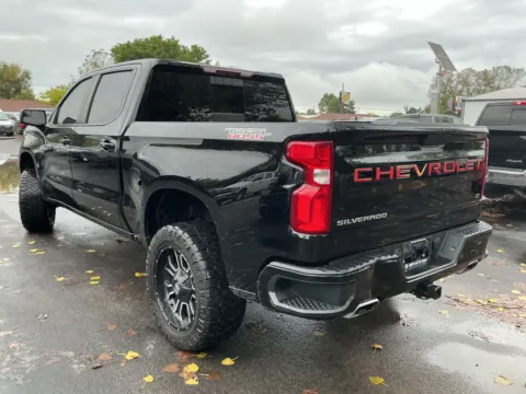 More photos of 2021 Chevrolet Silverado 1500 LT Trail Boss at Indy Auto Man - Indianapolis, IN