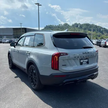 More photos of 2022 Kia Telluride SX at Indy Auto Man - Indianapolis, IN