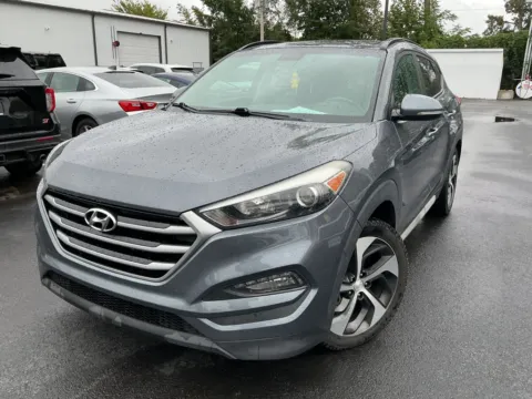 Photos of 2018 Hyundai Tucson Value for sale in Indianapolis, IN at Indy Auto Man - Indianapolis