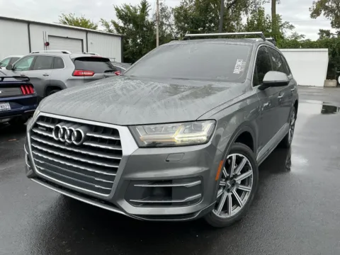 Photos of 2017 Audi Q7 3.0T Premium Plus quattro for sale in Indianapolis, IN at Indy Auto Man - Indianapolis