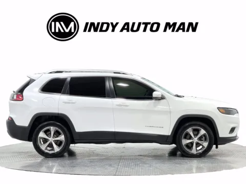 Another view of 2019 Jeep Cherokee Limited for sale in Indianapolis, IN at Indy Auto Man - Indianapolis