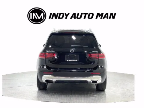 More photos of 2021 Mercedes-Benz GLB 250 4MATIC at Indy Auto Man - Indianapolis, IN