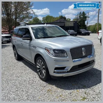 Silver 2019 Lincoln Navigator Select for sale in Indianapolis, IN