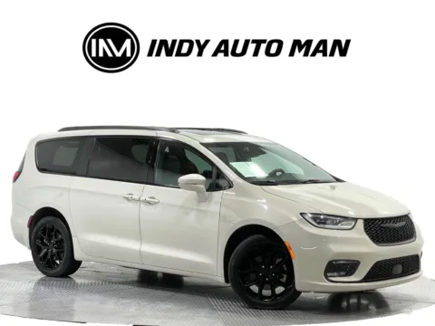 Photos of 2021 Chrysler Pacifica Limited for sale in Indianapolis, IN at Indy Auto Man - Indianapolis