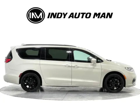Another view of 2021 Chrysler Pacifica Limited for sale in Indianapolis, IN at Indy Auto Man - Indianapolis