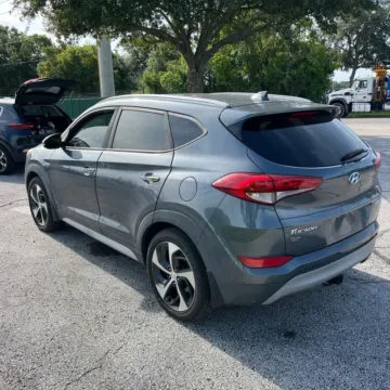 More photos of 2017 Hyundai Tucson Limited at Indy Auto Man - Indianapolis, IN