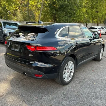 Another view of 2019 Jaguar F-PACE 30t Portfolio for sale in Indianapolis, IN at Indy Auto Man - Indianapolis