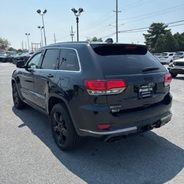 More photos of 2016 Jeep Grand Cherokee Overland at Indy Auto Man - Indianapolis, IN