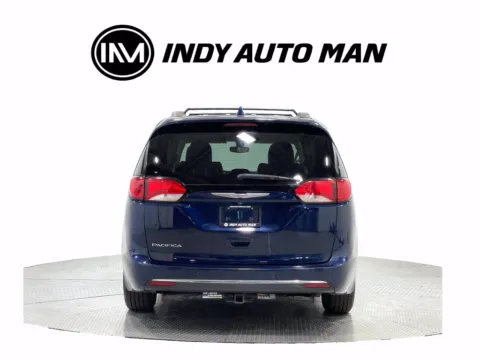 More photos of 2018 Chrysler Pacifica Touring L at Indy Auto Man - Indianapolis, IN