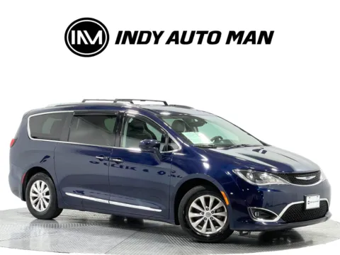 Photos of 2018 Chrysler Pacifica Touring L for sale in Indianapolis, IN at Indy Auto Man - Indianapolis
