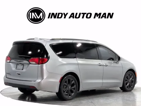 More photos of 2020 Chrysler Pacifica Touring L Plus at Indy Auto Man - Indianapolis, IN
