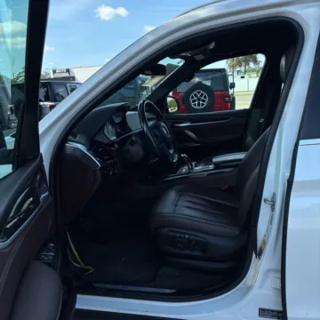 More photos of 2017 BMW X5 xDrive40e at Indy Auto Man - Indianapolis, IN