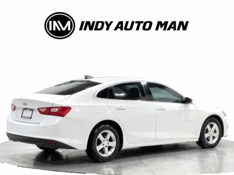 More photos of 2021 Chevrolet Malibu LS 1FL at Indy Auto Man - Indianapolis, IN