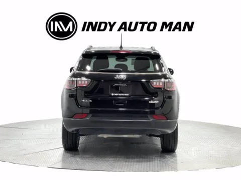 More photos of 2022 Jeep Compass Latitude Lux at Indy Auto Man - Indianapolis, IN