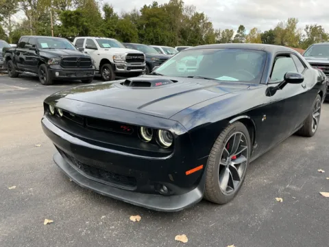 Photos of 2018 Dodge Challenger R/T for sale in Indianapolis, IN at Indy Auto Man - Indianapolis