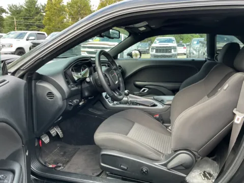 More photos of 2018 Dodge Challenger R/T at Indy Auto Man - Indianapolis, IN