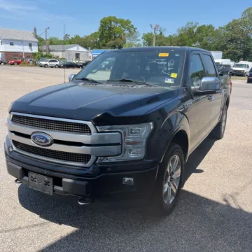 Photos of 2018 Ford F-150 Platinum for sale in Indianapolis, IN at Indy Auto Man - Indianapolis