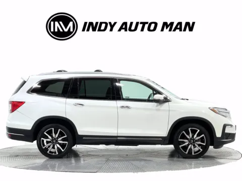 Another view of 2020 Honda Pilot Touring 7 Passenger for sale in Indianapolis, IN at Indy Auto Man - Indianapolis