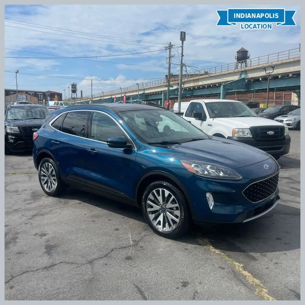 Green 2020 Ford Escape Titanium for sale in Indianapolis, IN