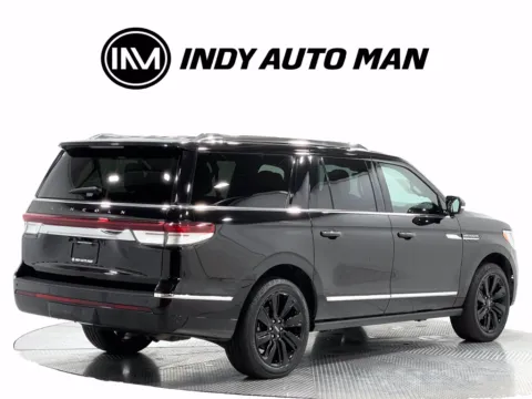 More photos of 2022 Lincoln Navigator L Reserve at Indy Auto Man - Indianapolis, IN