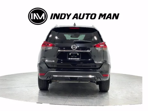 More photos of 2019 Nissan Rogue SL at Indy Auto Man - Indianapolis, IN