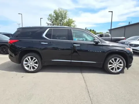 Photos of 2018 Chevrolet Traverse High Country for sale in Indianapolis, IN at Indy Auto Man - Indianapolis