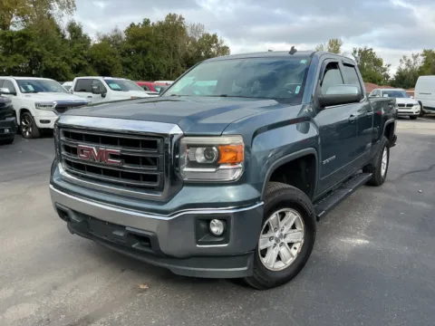 Photos of 2014 GMC Sierra 1500 SLE for sale in Indianapolis, IN at Indy Auto Man - Indianapolis