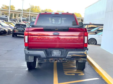 More photos of 2021 Ford F-250SD Lariat at Indy Auto Man - Indianapolis, IN