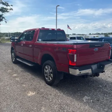 More photos of 2021 Ford F-250SD Lariat at Indy Auto Man - Indianapolis, IN