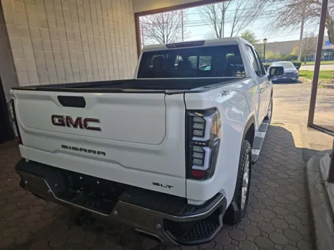 Photos of 2019 GMC Sierra 1500 SLT for sale in Indianapolis, IN at Indy Auto Man - Indianapolis