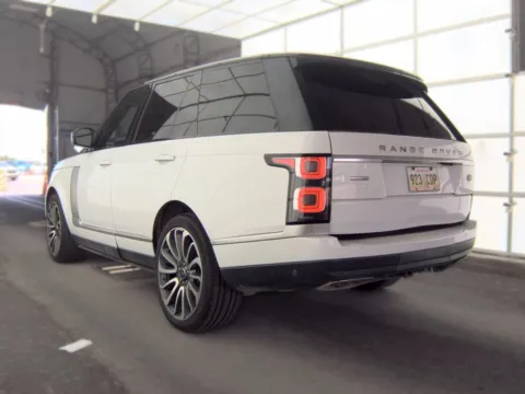 More photos of 2019 Land Rover Range Rover 5.0L V8 Supercharged Autobiography at Indy Auto Man - Indianapolis, IN