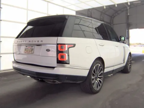 Another view of 2019 Land Rover Range Rover 5.0L V8 Supercharged Autobiography for sale in Indianapolis, IN at Indy Auto Man - Indianapolis