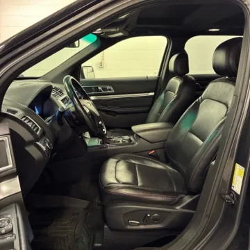 More photos of 2017 Ford Explorer Sport at Indy Auto Man - Indianapolis, IN