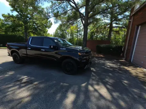 Photos of 2019 Chevrolet Silverado 1500 High Country for sale in Indianapolis, IN at Indy Auto Man - Indianapolis