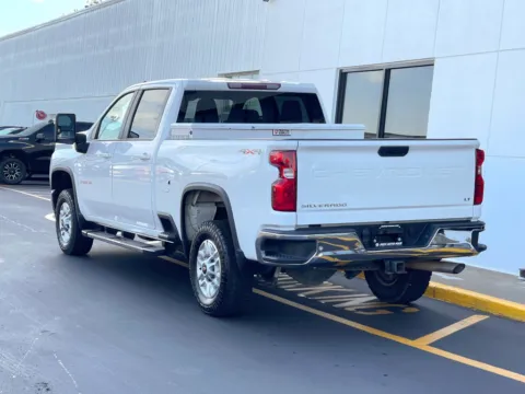 More photos of 2022 Chevrolet Silverado 2500 HD LT at Indy Auto Man - Indianapolis, IN