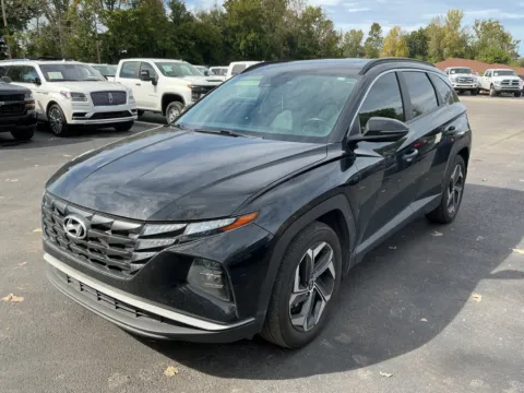 Photos of 2023 Hyundai Tucson SEL for sale in Indianapolis, IN at Indy Auto Man - Indianapolis