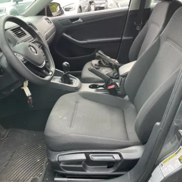 More photos of 2015 Volkswagen Jetta 2.0L S at Indy Auto Man - Indianapolis, IN