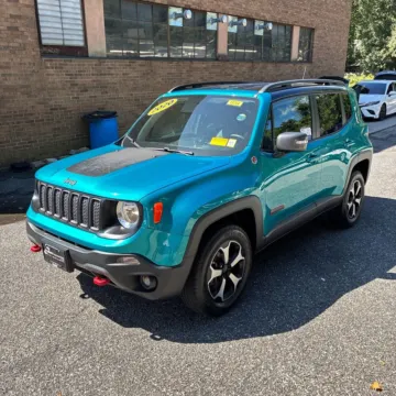 Photos of 2020 Jeep Renegade Trailhawk for sale in Indianapolis, IN at Indy Auto Man - Indianapolis