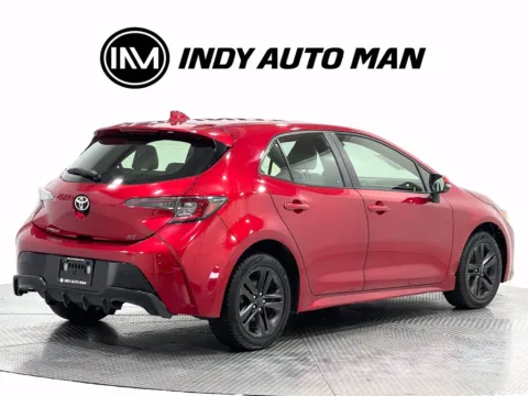 More photos of 2022 Toyota Corolla Hatchback SE at Indy Auto Man - Indianapolis, IN