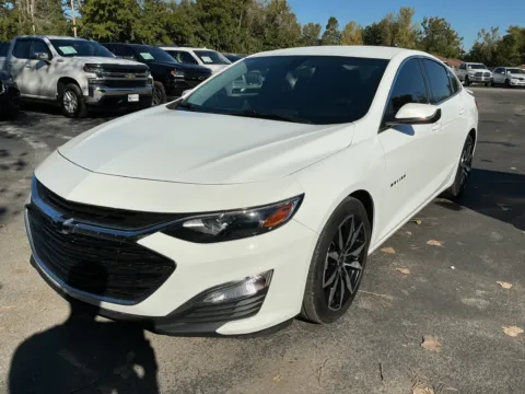 Photos of 2021 Chevrolet Malibu RS for sale in Indianapolis, IN at Indy Auto Man - Indianapolis
