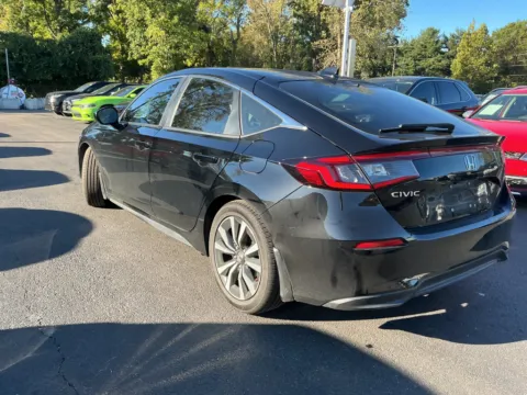More photos of 2024 Honda Civic EX-L at Indy Auto Man - Indianapolis, IN