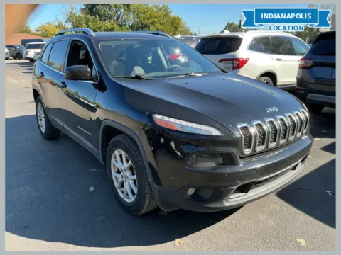 Black 2017 Jeep Cherokee Latitude for sale in Indianapolis, IN
