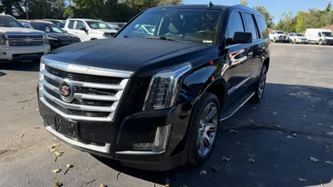 Photos of 2015 Cadillac Escalade Luxury for sale in Indianapolis, IN at Indy Auto Man - Indianapolis