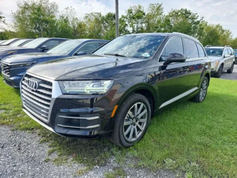 Photos of 2019 Audi Q7 55 Premium Plus quattro for sale in Indianapolis, IN at Indy Auto Man - Indianapolis