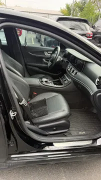 More photos of 2020 Mercedes-Benz E-Class E 350 4MATIC at Indy Auto Man - Indianapolis, IN