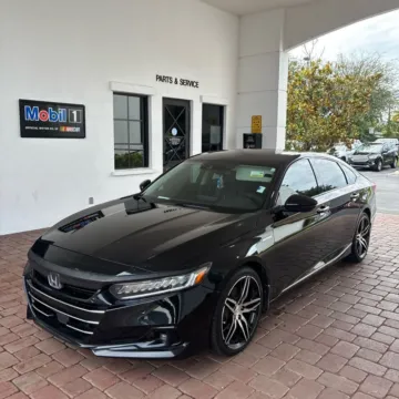 Photos of 2021 Honda Accord Hybrid Touring for sale in Indianapolis, IN at Indy Auto Man - Indianapolis