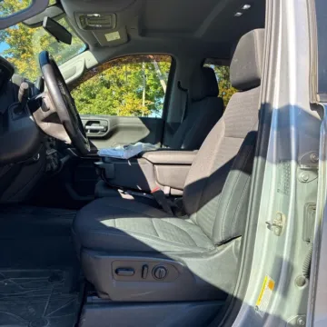 More photos of 2019 Chevrolet Silverado 1500 LT at Indy Auto Man - Indianapolis, IN